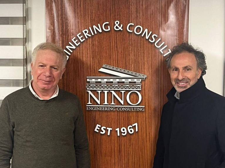 Zwei Brüder-Archtekten von NINO Engineering Consulting